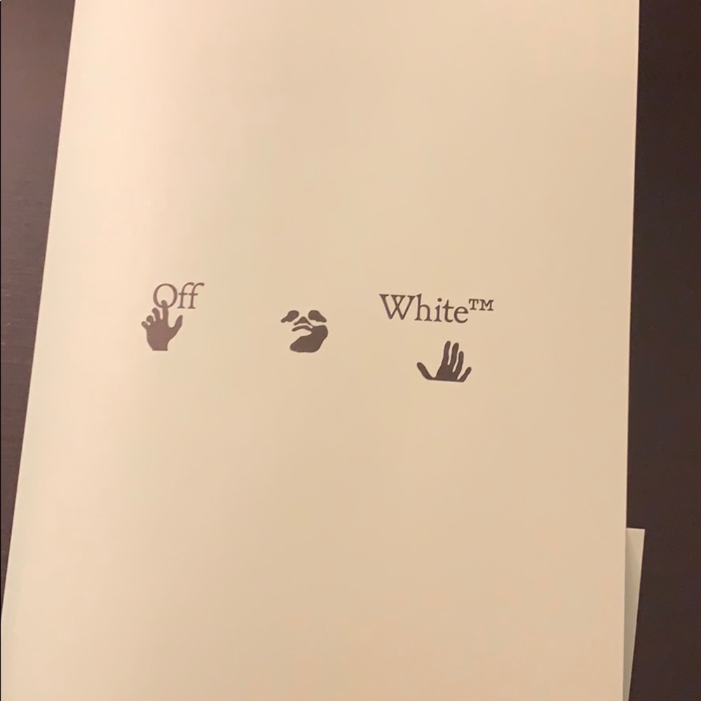 Off—White Face Mask
